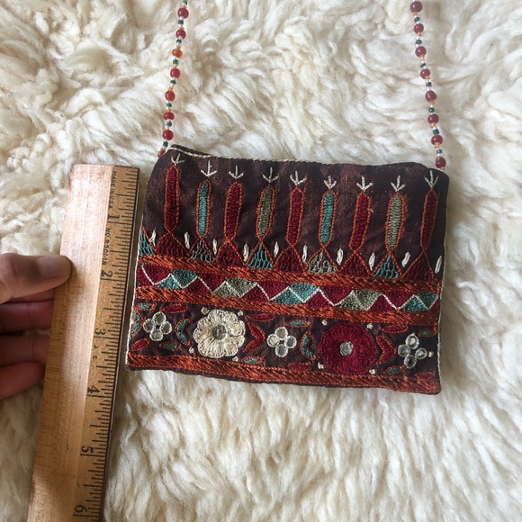 MOYNA Petit Embroidered Purse ✨ - Picture 7 of 7